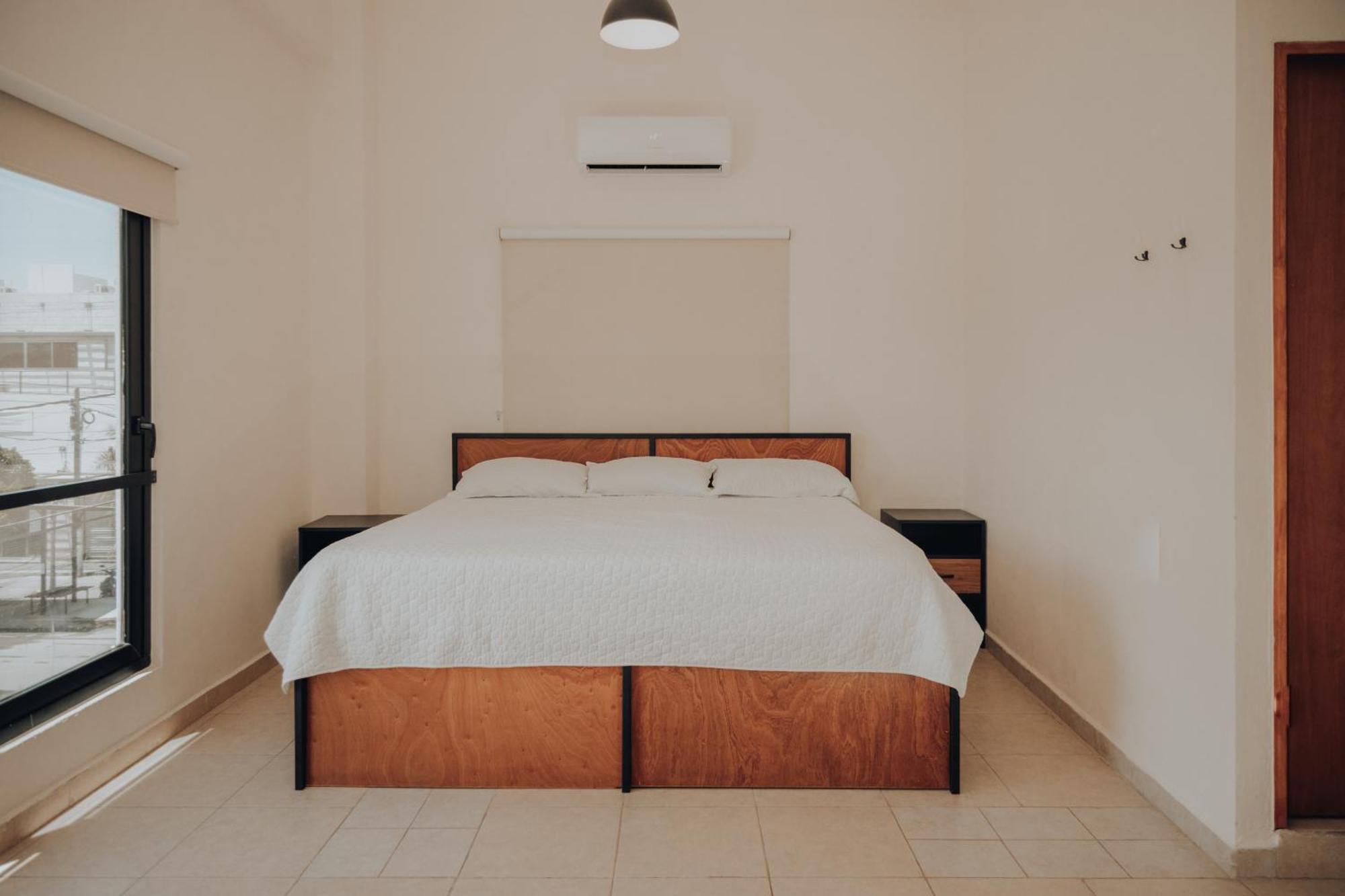 Caleta Hostel Rooftop & Pool カンクン エクステリア 写真